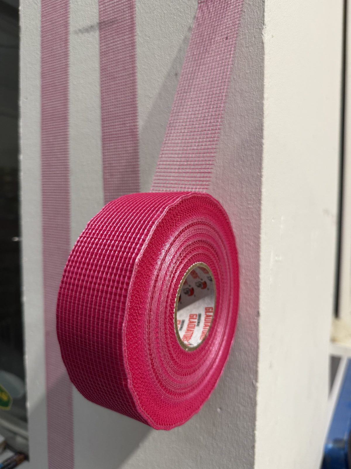 Pink Scrim Tape 48mm x 90m | Extra Sticky Plasterers Joint Tape – Gladiator